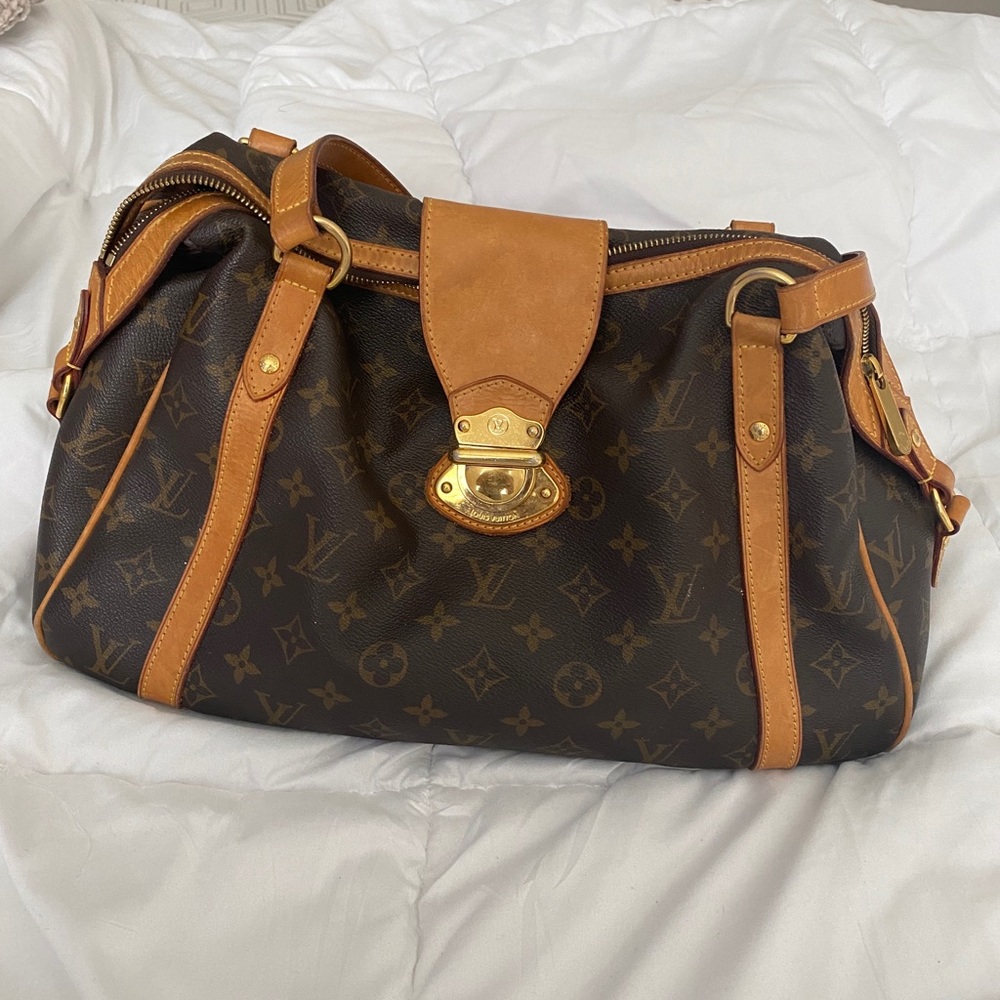 Authentic Louis Vuitton Purse - Like New